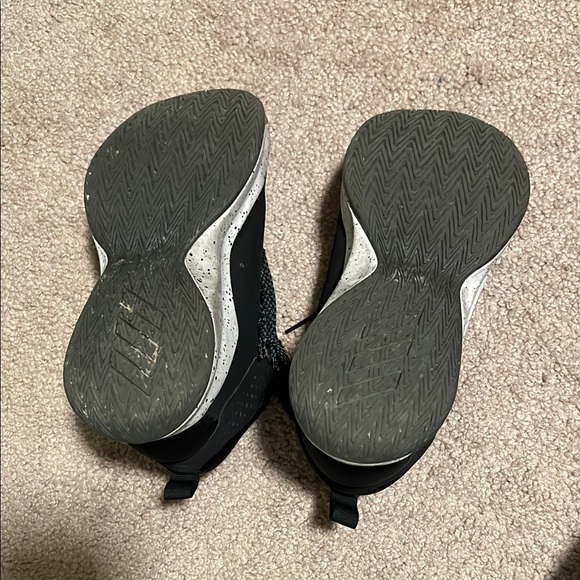 Adidas Kids Black and Gold Basketball Sneakers - Picture 3 of 3